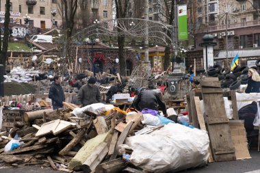 kyiv, sokaklarında barikatlar