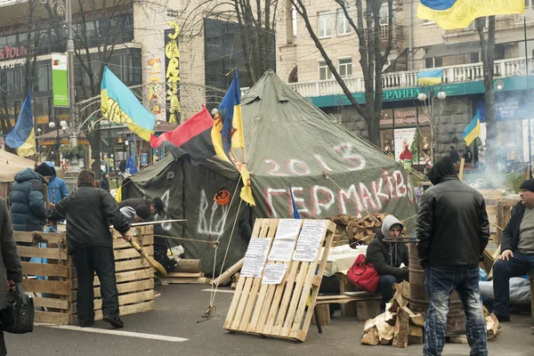 Upplopp i khreschatyk street i kiev — Stockfoto