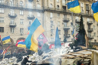 kyiv, sokaklarında barikatlar