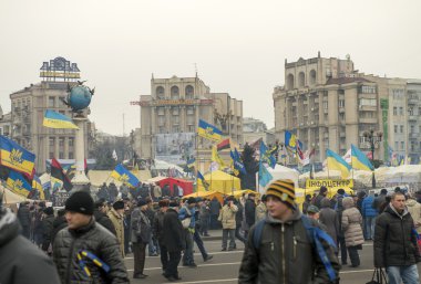 Kiev muhalefet mitingi