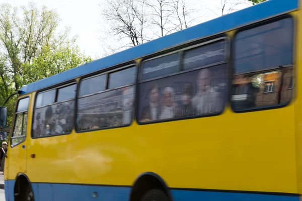 Autobus cittadino — Foto Stock