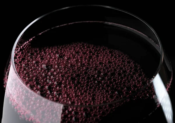 Vino Rosso Secco Bicchiere Sfondo Nero Fotografia Macro Close — Foto Stock