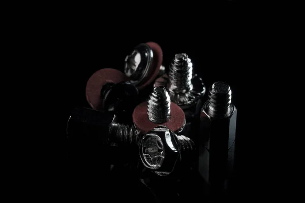 Bouten Schroeven Ringen Een Zwarte Achtergrond Voor Montage Installatie Van — Stockfoto