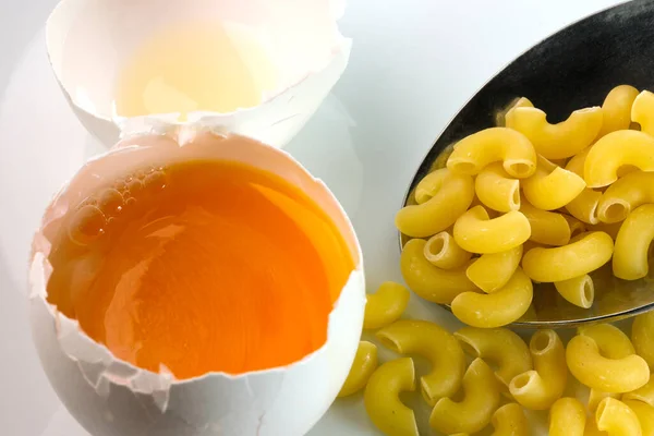 Broken Chicken Egg Yolk Next Pasta Close — Foto de Stock