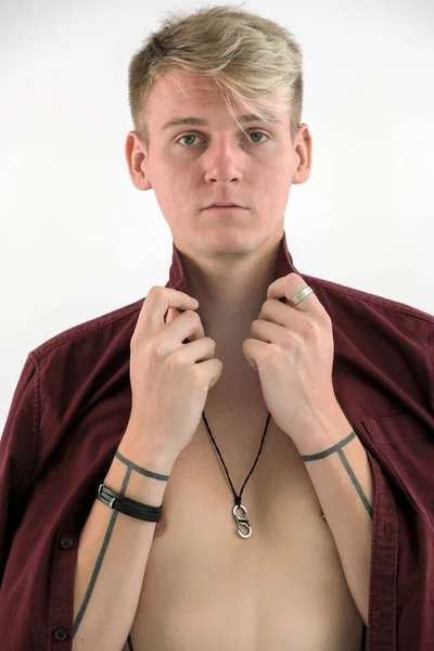 Portrait Young Handsome Guy Short Haircut Bangs Burgundy Shirt Close — Photo