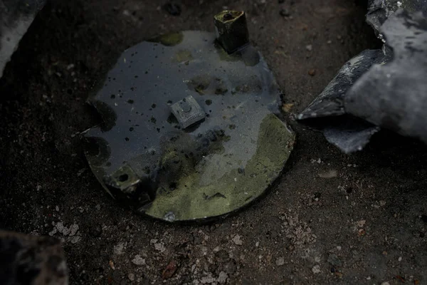 ZHYTOMYR, UKRAINE - 4 Mart 2022: Rusya 'nın Ukrayna' ya karşı savaşı. Bir Rus bombası okula isabet etti..