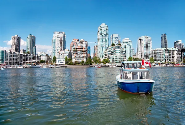 Commuter Passenger Ferry in False Creek, Vancouver, British Colu — Stock Photo, Image