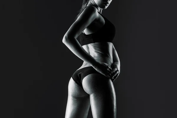 Жіночий спортсмен вид ззаду, треновані сідниці — стокове фото