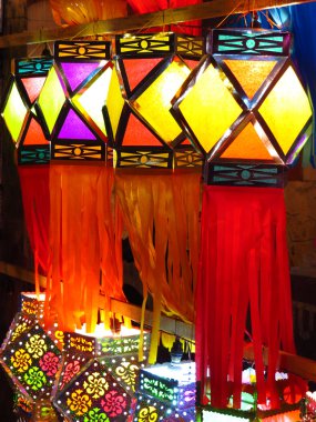 tradional diwali fenerler