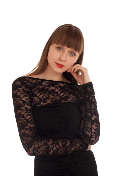 Schöne Frau im schwarzen Kleid — Stockfoto