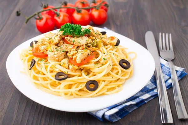 Pasta met kip brest — Stockfoto