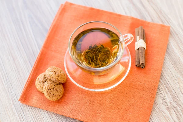 Tazza con tè verde — Foto Stock