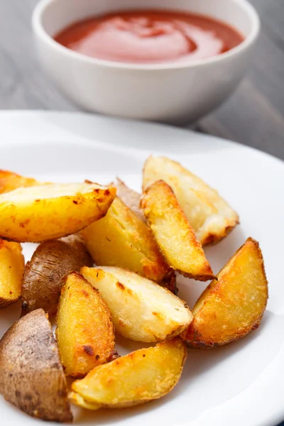 Cuñas de patata — Foto de Stock