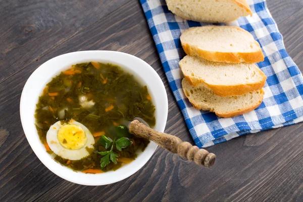 Deliciosa sopa con acedera —  Fotos de Stock