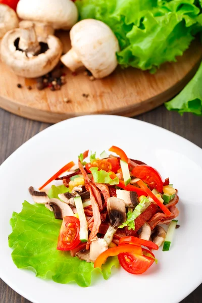 Mixed Salad with ham — Stock Photo, Image