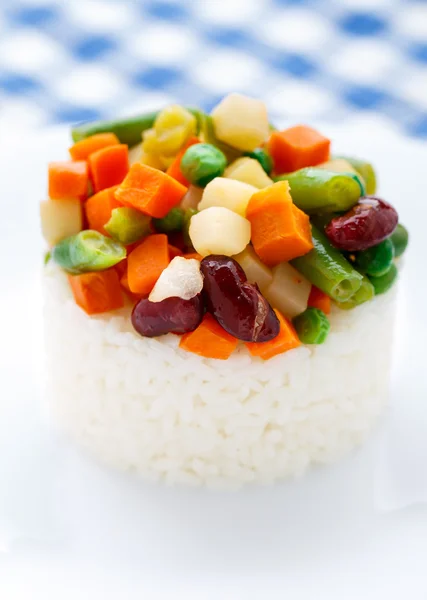 Delizioso riso con verdure — Foto Stock