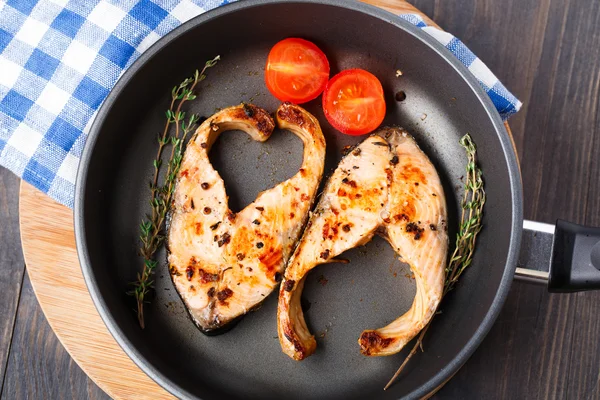 Somon steak kekik ve biber ile