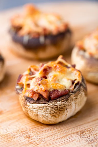 Stuffed champignons with ham and cheese — Stock Photo, Image