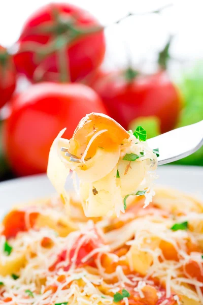 Fettuccine s rajčaty — Stock fotografie