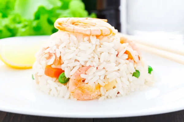 Arroz frito com camarões — Fotografia de Stock