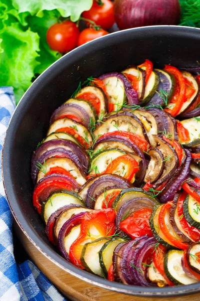 Ratatouille bir tavada — Stok fotoğraf