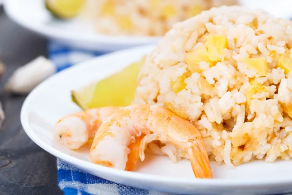 Arroz frito de piña — Foto de Stock