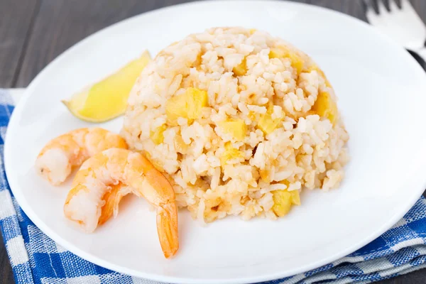 Arroz frito de piña — Foto de Stock