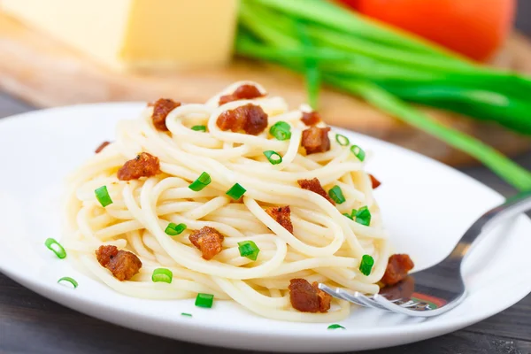 Pasta with bacon — Stock Photo, Image