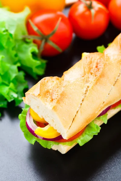 Vegetarian baguette sandwich — Stock Photo, Image