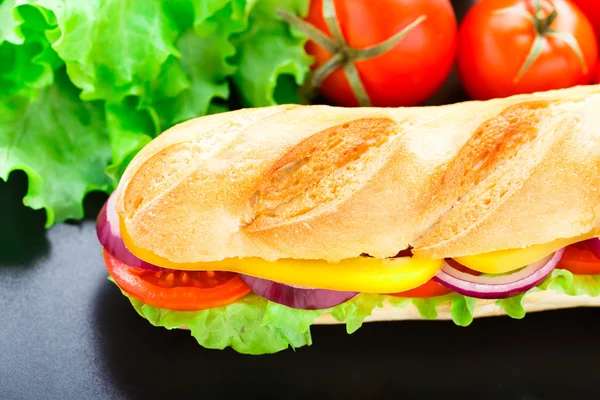 Vegetarian baguette sandwich — Stock Photo, Image