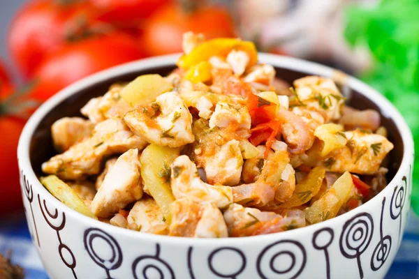 Ragú de verduras con bridas de pollo — Foto de Stock