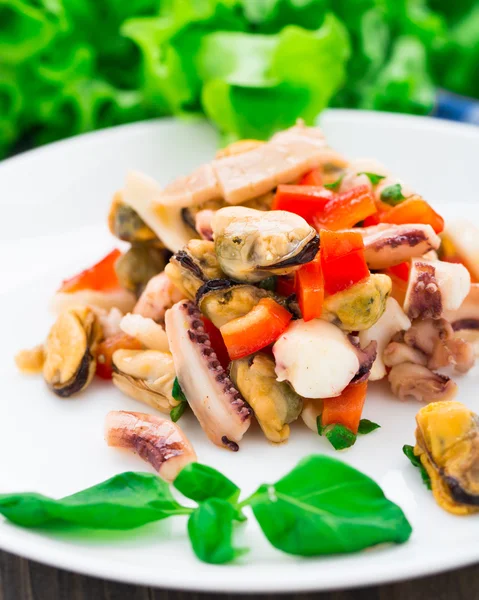 Seafood salad — Stock Photo, Image