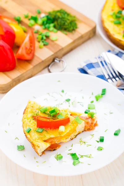 Omelette mit Gemüse — Stockfoto