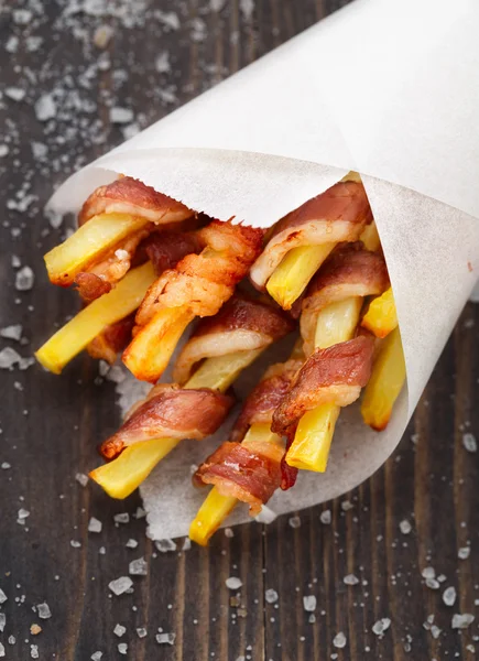 Bacon lindade pommes frites — Stockfoto