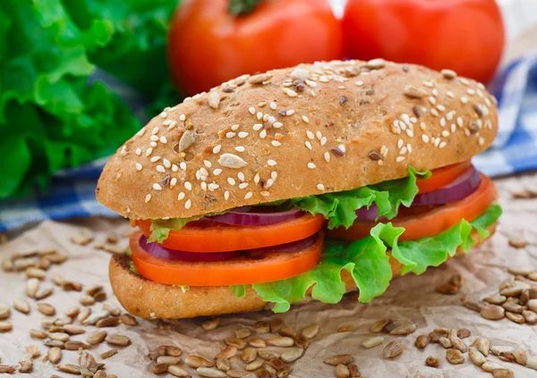 Fresh vegetable sandwich — Stock Photo, Image