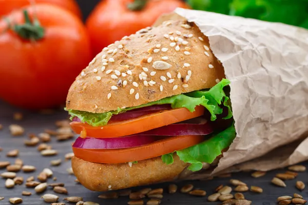 Fresh vegetable sandwich — Stock Photo, Image