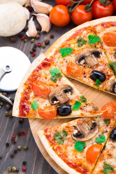 Vegetarische pizza — Stockfoto