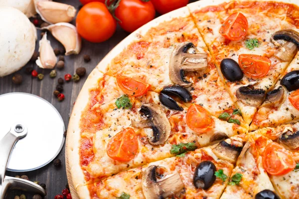 Vegetarian pizza — Stock Photo, Image