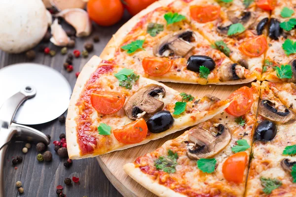 Vegetarische pizza — Stockfoto