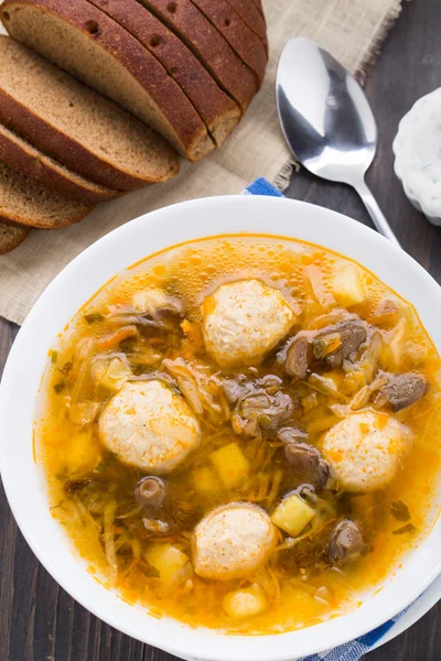 Sopa con bolas de carne — Foto de Stock