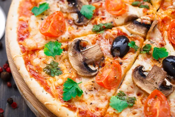 Vegetarische pizza — Stockfoto