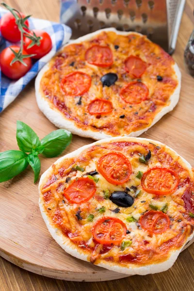 Mini pizza vegetariana — Foto de Stock