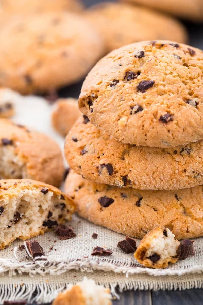 Galletas con chips de chocolate —  Fotos de Stock