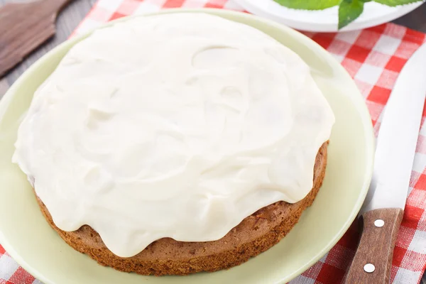 Gâteau aux carottes aux noix et cannelle — Photo