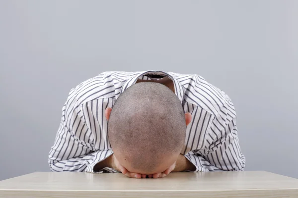 Man at desk — Stock Photo, Image