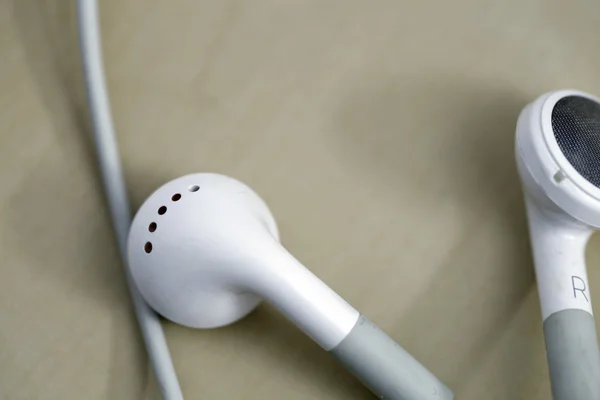 Auriculares modernos — Foto de Stock