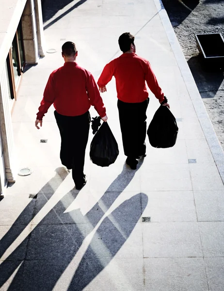 Taking out the garbage — Stock Photo, Image