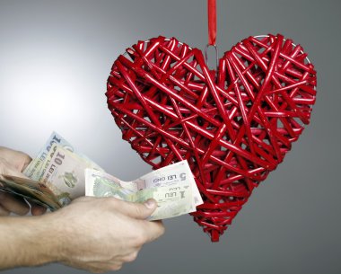 el yapımı kırmızı kalp