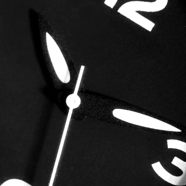 Black and white clock. — Stock Photo, Image