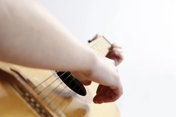 Playing the guitar — Stock Photo, Image